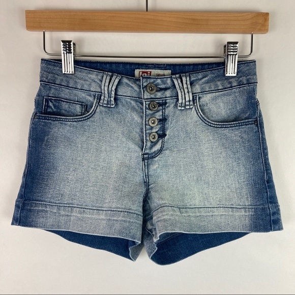 L.e.i. Tatum High-Rise Faded Jean Shorts - Picture 9 of 10